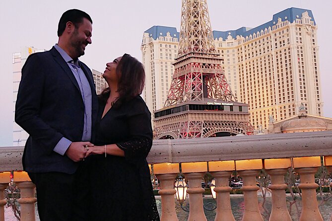 1.5-Hour Las Vegas Strip Limo Tour with Champagne and Photo Stops - Why a Las Vegas Strip Limo Tour Feels Different Than a Usual Sightseeing Run
