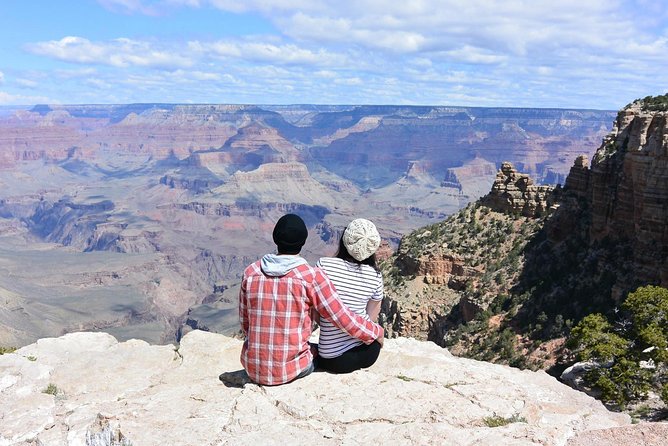 2-Day Grand Canyon Tour from Las Vegas - Las Vegas to Williams: Pickup, Hoover Dam Photos, and Real Route 66 Flavor