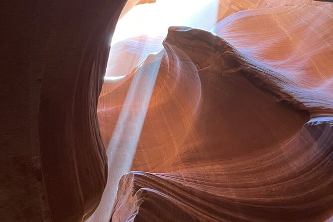 2-Day Upper Antelope Canyon and Grand Canyon National Park Tour - Upper Antelope Canyon: 4×4 Access and Navajo Guide Stories