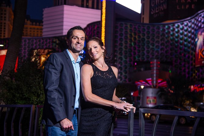 2 Hour Private Limo Photo Tour - Champagne and the 21+ detail you shouldn’t ignore