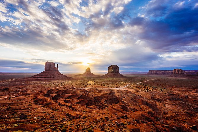 3-Day Tour: Zion, Bryce Canyon, Monument Valley and Grand Canyon - Day 2: Optional Antelope Canyon, Then Monument Valley by Jeep