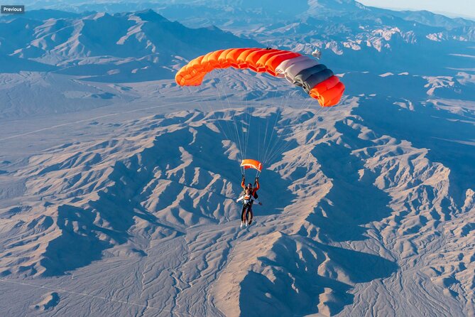 3-Hour Tandem Skydiving in Las Vegas - Group Size, Staff Quality, and the Photos Advantage