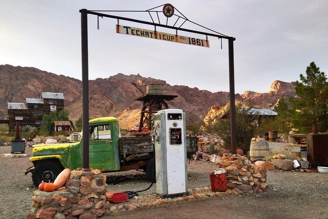 Arizona Ghost Towns and Wild-West Day Trip from Las Vegas - Oatman Ghost Town: Burros, Western Show, and Real Street Vibes