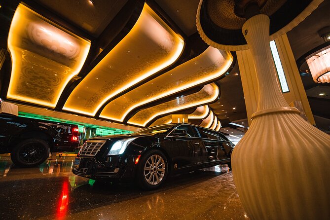 Arrival Transfer: Private Luxury 8 Passenger Limousine Service - Key things to know before you ride