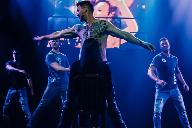 Aussie Heat Male Revue at Notoriety Las Vegas - Timing that makes sense: plan your night around the show