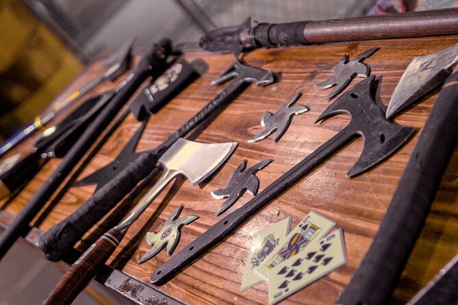 Axe Throwing Las Vegas Fremont Street - Beer While You Throw: How Drinks Work at the Venue