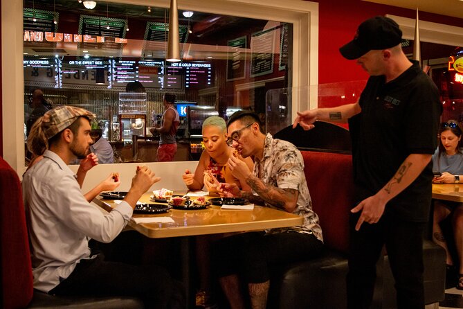 Best Bites on The Las Vegas Strip: A Traveler's Guide to Sin City - Stop 4: Cosmopolitan and the Chandelier Bar Moment