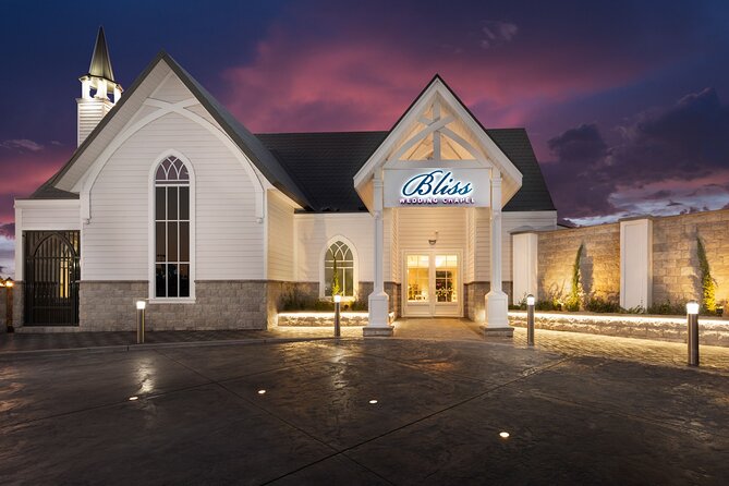 Bliss Chapel Elvis Weddings & Vow Renewal - Ceremony types: how to pick the one that matches your vibe