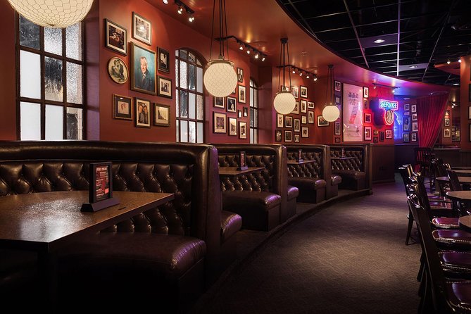 Brad Garrett's Comedy Club at MGM Grand Hotel and Casino - MGM Grand to the Club: Finding It Without Stress