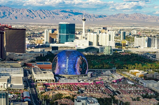 Daytime Hoover Dam and Las Vegas Strip Helicopter Flight - A Daytime Hoover Dam and Strip Flight That Makes Sense Fast