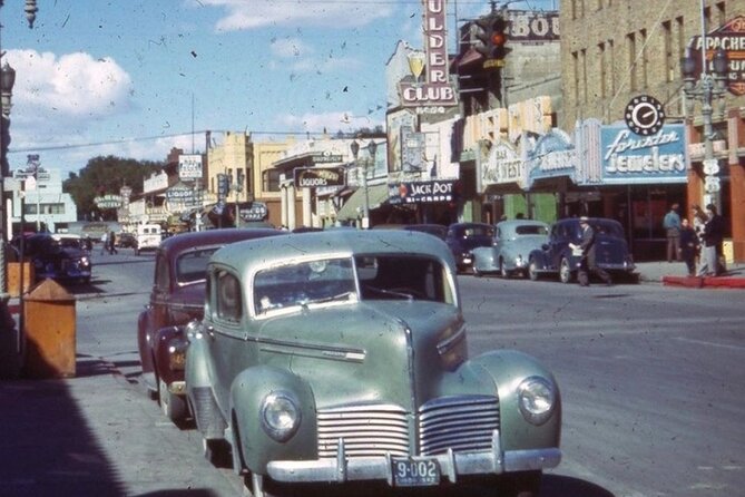 Downtown Las Vegas Food Tour of 6 Iconic Dishes & Hidden Gems - Fremont East District: Elvis and Evel in the Mafia-Era Storyline