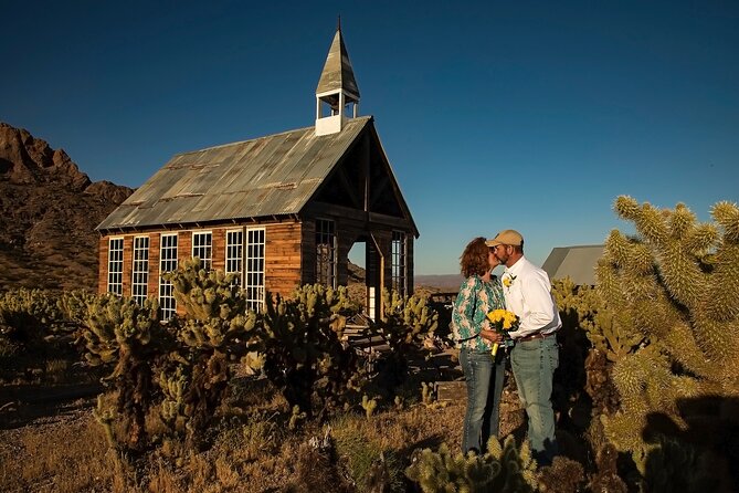 Eldorado Canyon Wedding Package - Ceremony Options: Civil or Religious With a Non-Denominational Officiant