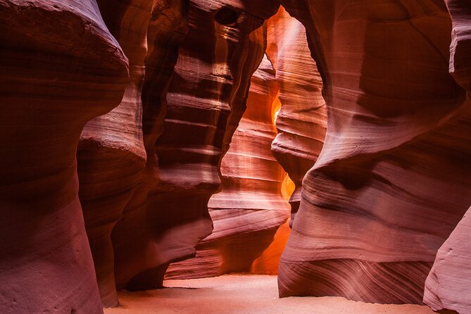 Extra Luxury tour for up to 7 to Antelope Canyon X and Horseshoes - Horseshoe Bend: a 1-mile hike with a huge reward