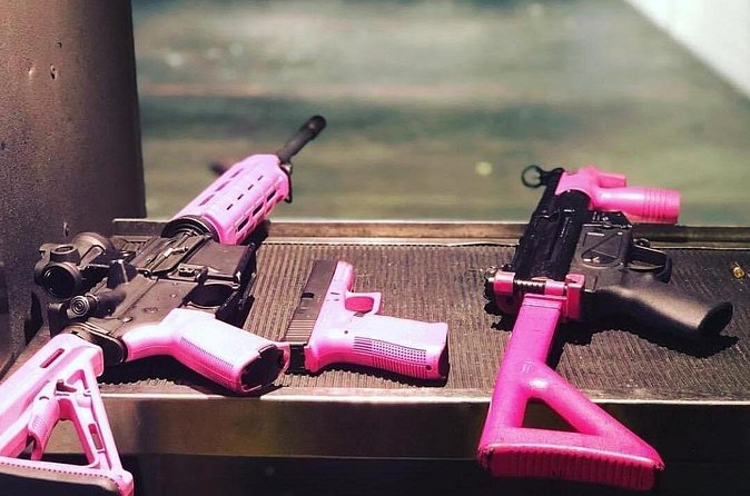 Femme Fatale Shooting Experience in Las Vegas - The themed “big-girl gun” feel: Pink M4 and what it changes