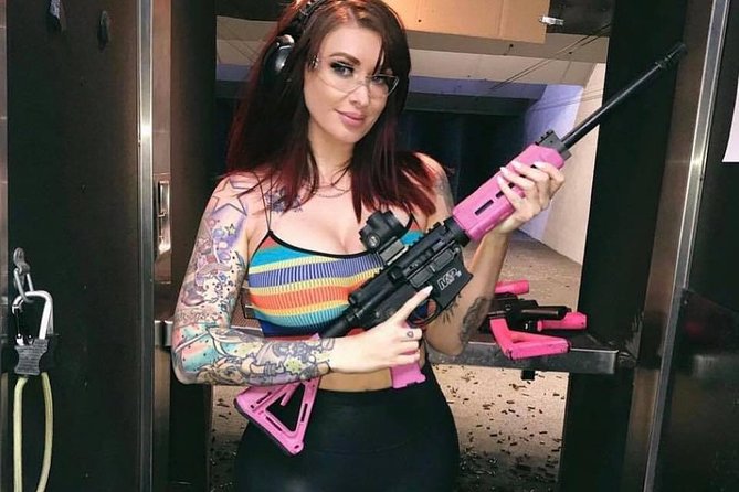 Femme Fatale Shooting Experience in Las Vegas - What you shoot: Glock 17, MP5, and Pink M4 (and why the combo works)