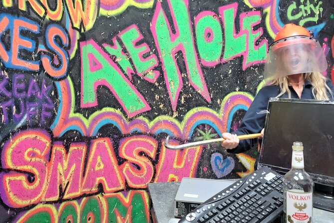 Fremont Street Smash Room: Rage & Destroy Experience - Who This Is For (and Who Might Pass)