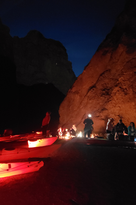From Las Vegas: Black Canyon Twilight Kayak Tour - Bonfire Snacks: Where the Trip Warms Up