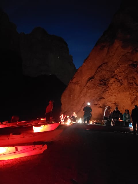 From Las Vegas: Black Canyon Twilight Kayak Tour - Kayaking Comfort and Skill Level: What to Expect on the Water