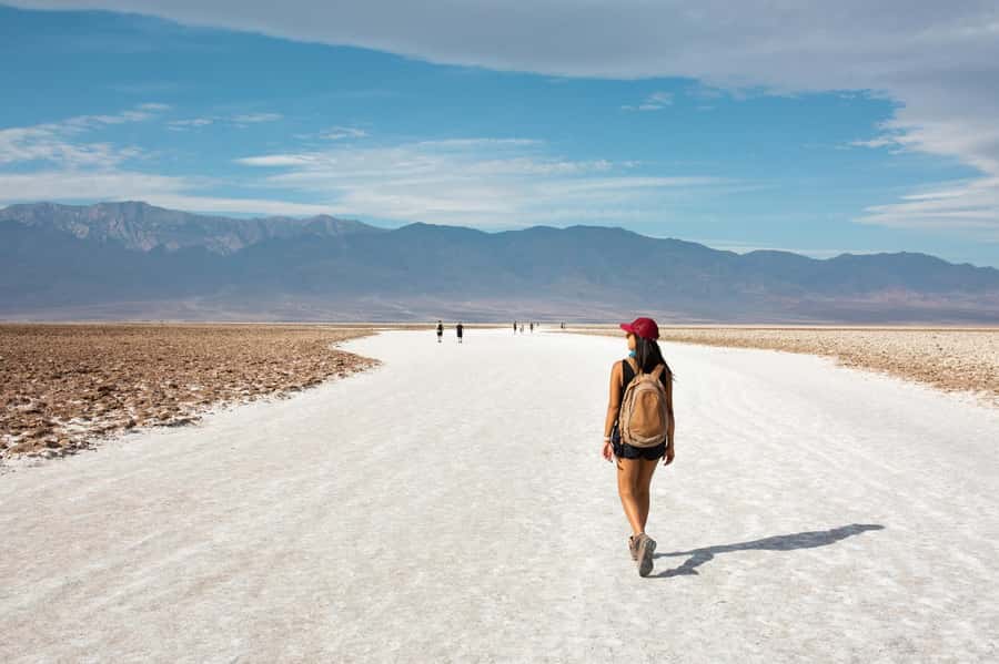 From Las Vegas: Death Valley and Mojave Desert Full-Day Tour - Lunch and the Return to Las Vegas: Plan for a Full Day