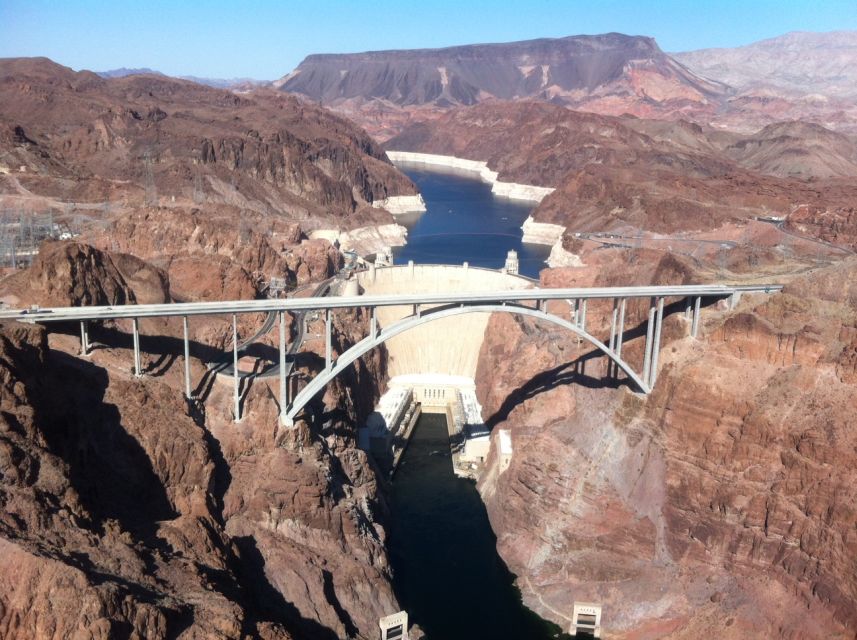From Las Vegas: Grand Canyon Helicopter Air Tour - The headset narration and music: why it’s more than background