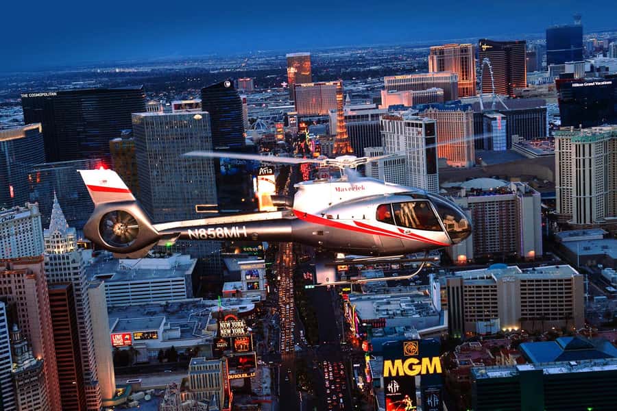 From Las Vegas: Grand Canyon Skywalk Express Helicopter Tour - On-Site Amenities: Lockers, Gift Shop, and the Small Comforts