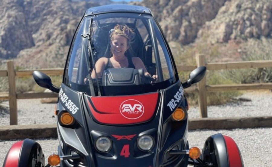 From Las Vegas: Red Rock Electric Car Self Drive Adventure - Entering Red Rock Canyon by electric car (not a bus line)