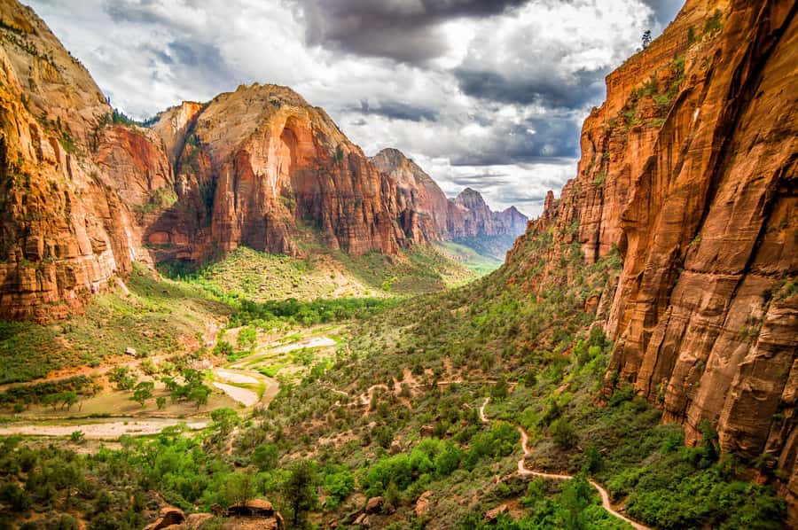 From Las Vegas: Zion National Park Day Trip - Temple of Sinawava bus tour: get closer to the river canyon