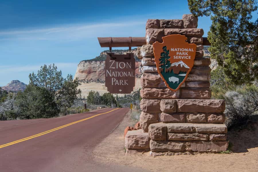 From Las Vegas: Zion National Park Day Trip - Carmel Tunnel: the photo stop that sets the tone