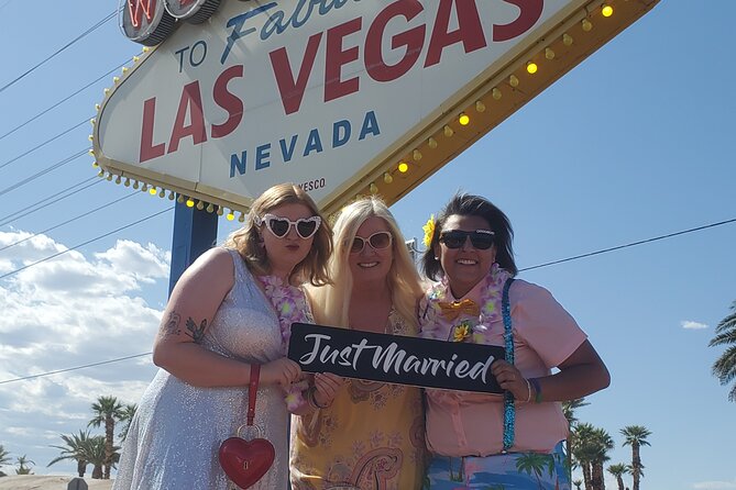 Get Married at the Fabulous Las Vegas Sign + Photos - The Big Vegas Question: Legal Wedding vs Vow Renewal (No License vs Clark County)