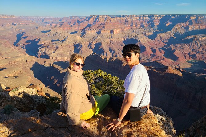 Grand Canyon, Antelope Canyon and Horseshoe Bend Photo Tour - Lake Powell First: Blue Water Views Before the Canyons