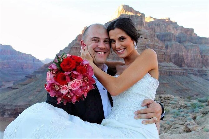 Grand Canyon Helicopter Wedding - The helicopter flight: what you’re buying (and what you’re not)