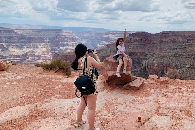 Grand Canyon Tour with Skywalk and Spanish Helicopter Flight - Crossing Boulder City and the Mojave: why the drive feels part of the show