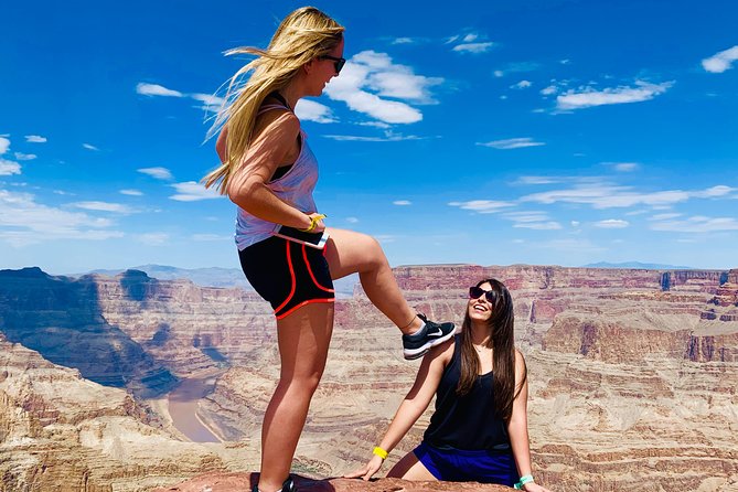 Grand Canyon Tour with Skywalk and Spanish Helicopter Flight - Lunch and comfort details: the practical side that keeps you smiling