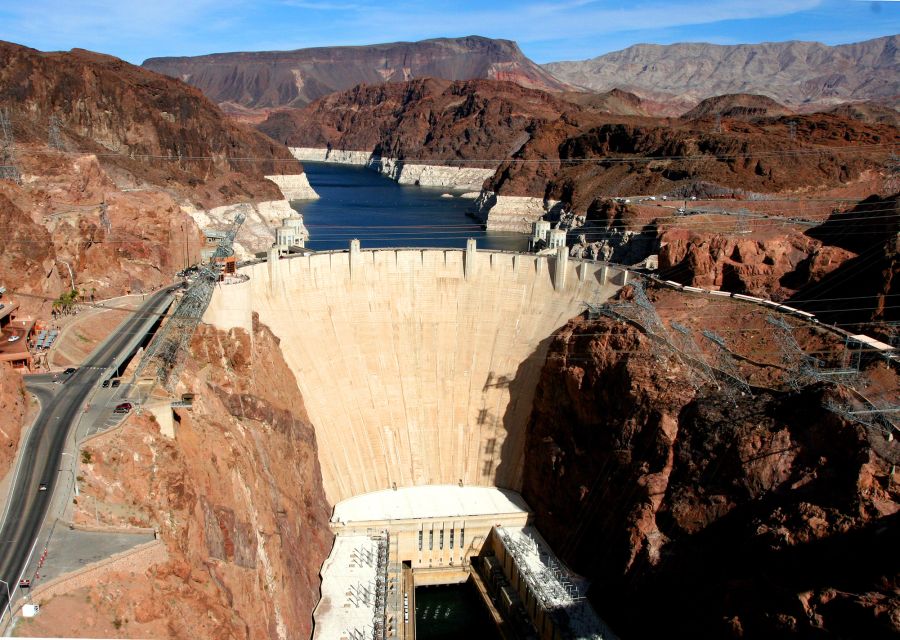 Grand Canyon West 5-in-1 Tour with Rim Lunch From Las Vegas - Romantic rim lunch at the canyon edge (and what to expect)