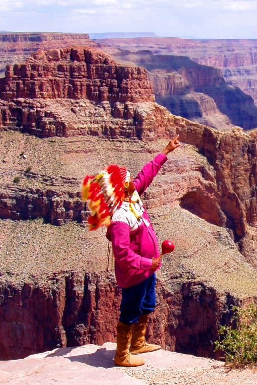 Grand Canyon West 5-in-1 Tour with Rim Lunch From Las Vegas - Native American dwellings and handmade crafts: more than souvenirs
