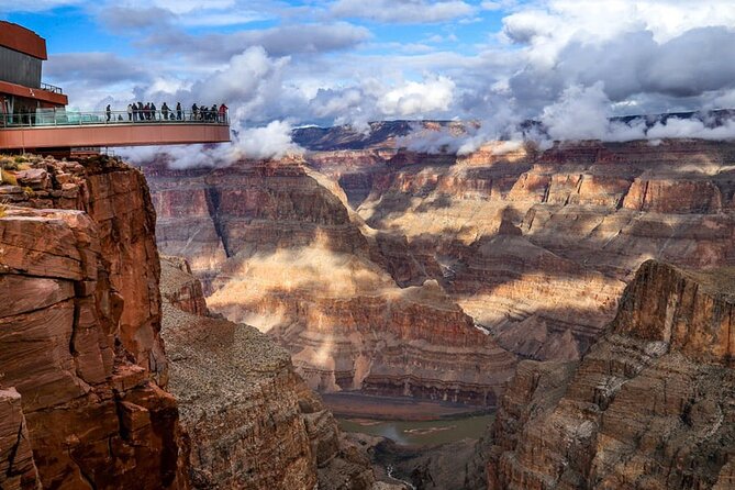 Grand Canyon West & Hoover Dam Tour With Breakfast At IHOP - Transportation comfort on a long day: what you’re really buying