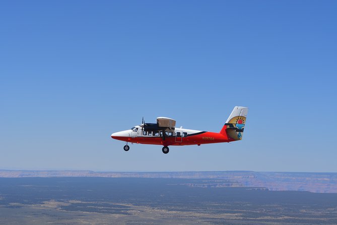 Grand Canyon West Rim by Plane with Skywalk & Optional Helicopter - The plane ride: Hoover Dam and Lake Mead from a real perspective