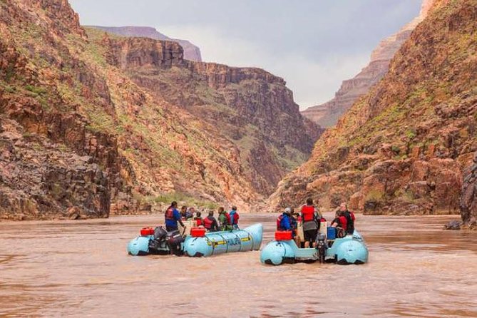 Grand Canyon White Water Rafting Trip from Las Vegas - Box lunch in the canyon: fueling the long day (and avoiding “hangry”)