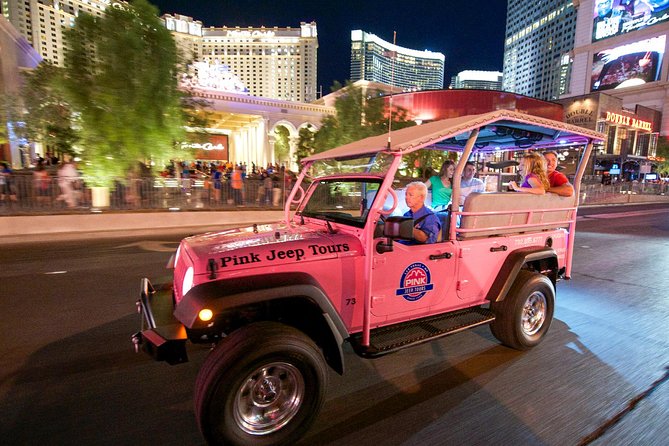 Guided Evening Tour of the Las Vegas Strip - Wedding Row and Chapel of the Bells: the funny detour that explains Vegas