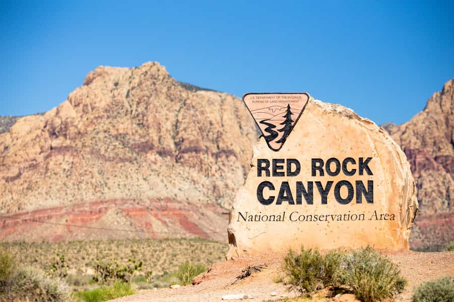 Hoover Dam and Red Rock Canyon Combo Tour - Bus comfort, early pickup, and what you should bring