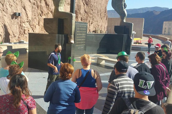 Hoover Dam Comedy Tour with Lunch and Comedy Club Tickets - A one-bus Vegas-to-the-dam day with real comfort