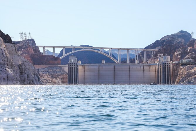 Hoover Dam Discovery Kayak Tour with Lake Mead Views - Learning Your Kayak Control: Foot Pedals and Real Confidence