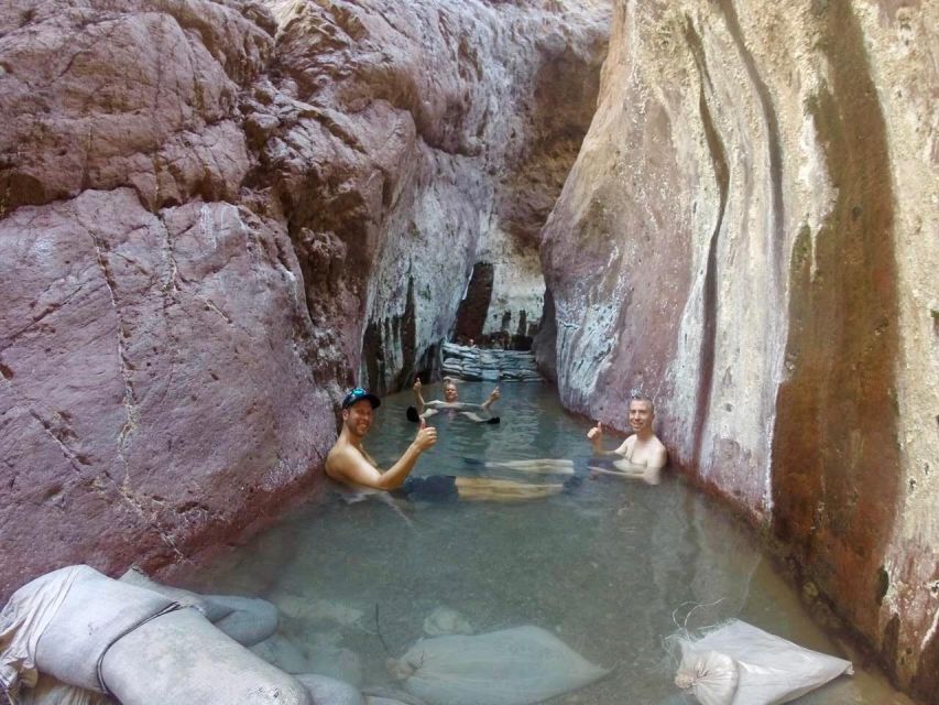 Hoover Dam Kayak Tour & Hike - shuttle from Las Vegas - The 2-Mile Hike: Why It’s Not a Leisure Float