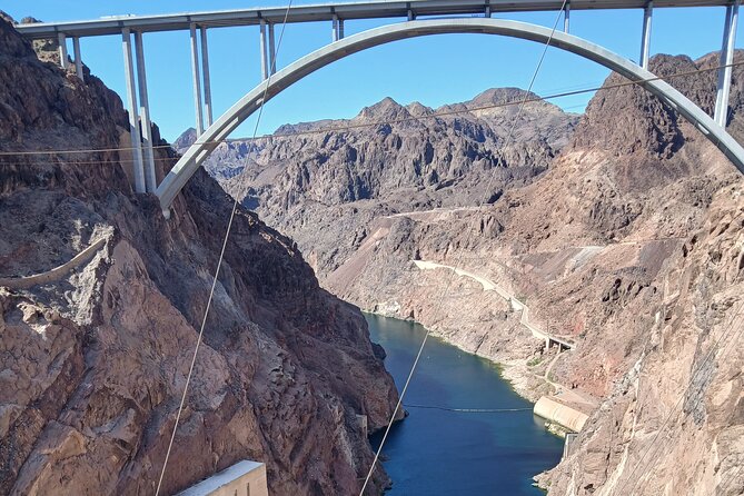 Hoover Dam Powerhouse Tour - Transportation and guide quality: where the tour can win big