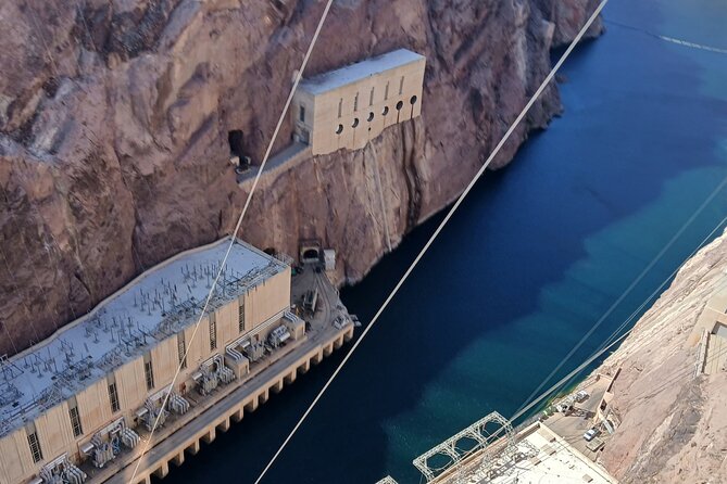 Hoover Dam Powerhouse Tour - Tips to make this day actually feel relaxing