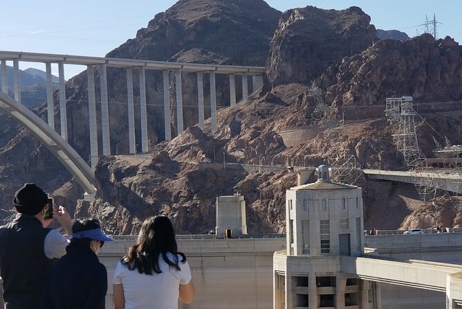 Hoover Dam Tour by Luxury SUV - Pickup timing on the Strip: how to keep your morning (or afternoon) easy