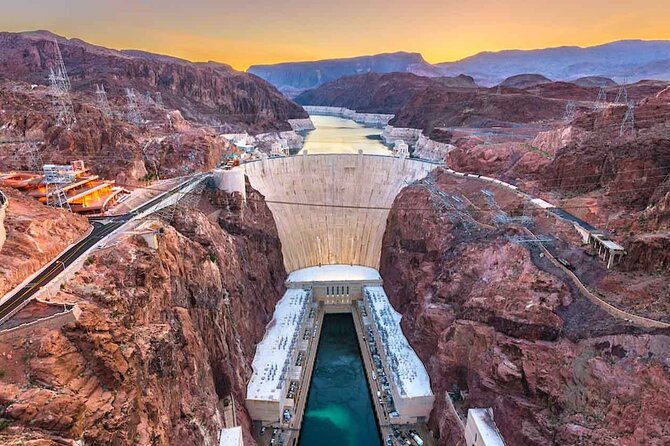 Hoover Dam Walk & Emerald Cave Kayak Combo with Lunch - Quick hits before you go