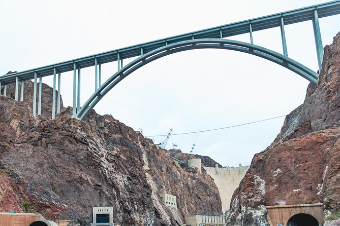 Hoover Dam Walk & Emerald Cave Kayak Combo with Lunch - Price and value: what $264.35 buys you in real life
