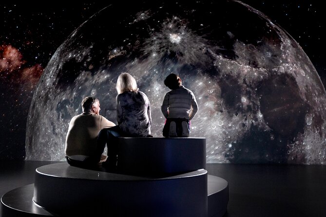 Illuminarium Las Vegas at AREA15 - Watch the Seats: Comfort and the Direction Issue