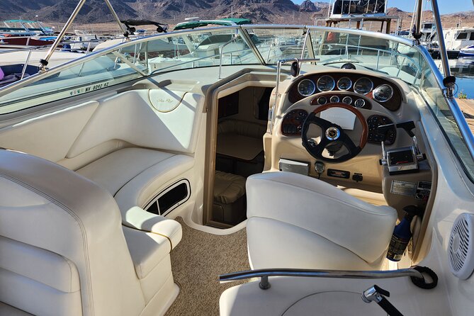 Lake Mead Private Tour by Boat - Sandbars and shallow water: the fun part without the fuss